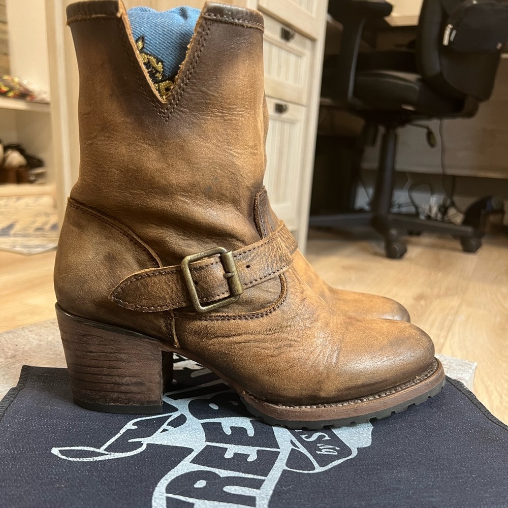 FreeBird Brown Boots